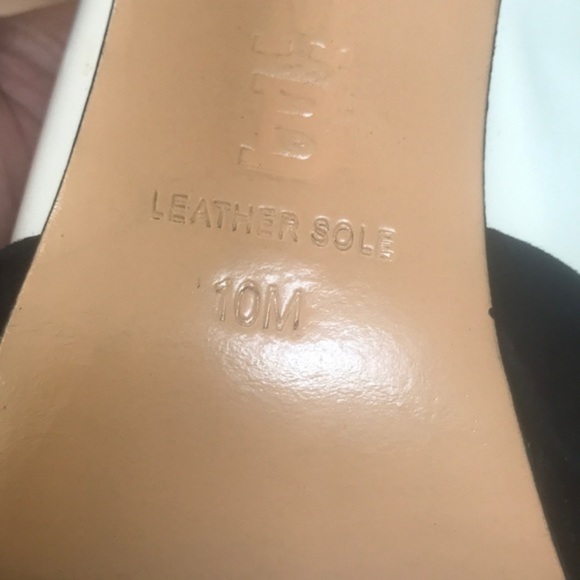 L.A.M.B. Black and White "Janey" Pumps size 10 - Picture 12 of 12